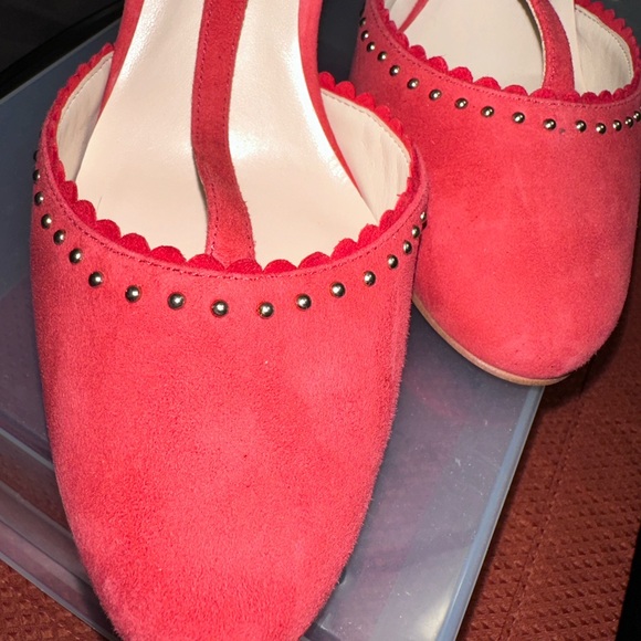 Red pumps - Picture 2 of 7